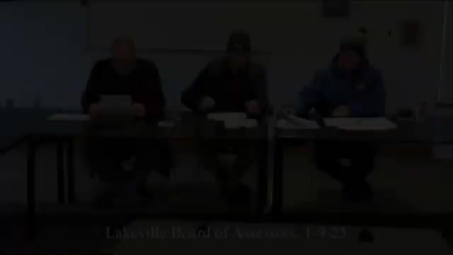 Lakeville Board of Assessors approves minutes and veteran exemption, reviews FY26 budget; moves RFP to executive session