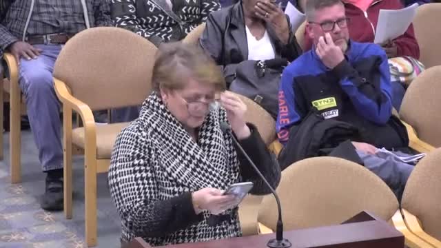 Owner of downtown convenience store requests code change to allow solar canopy over parking