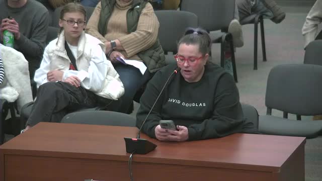 David Douglas School District teachers celebrate new contract boosting salaries and autonomy