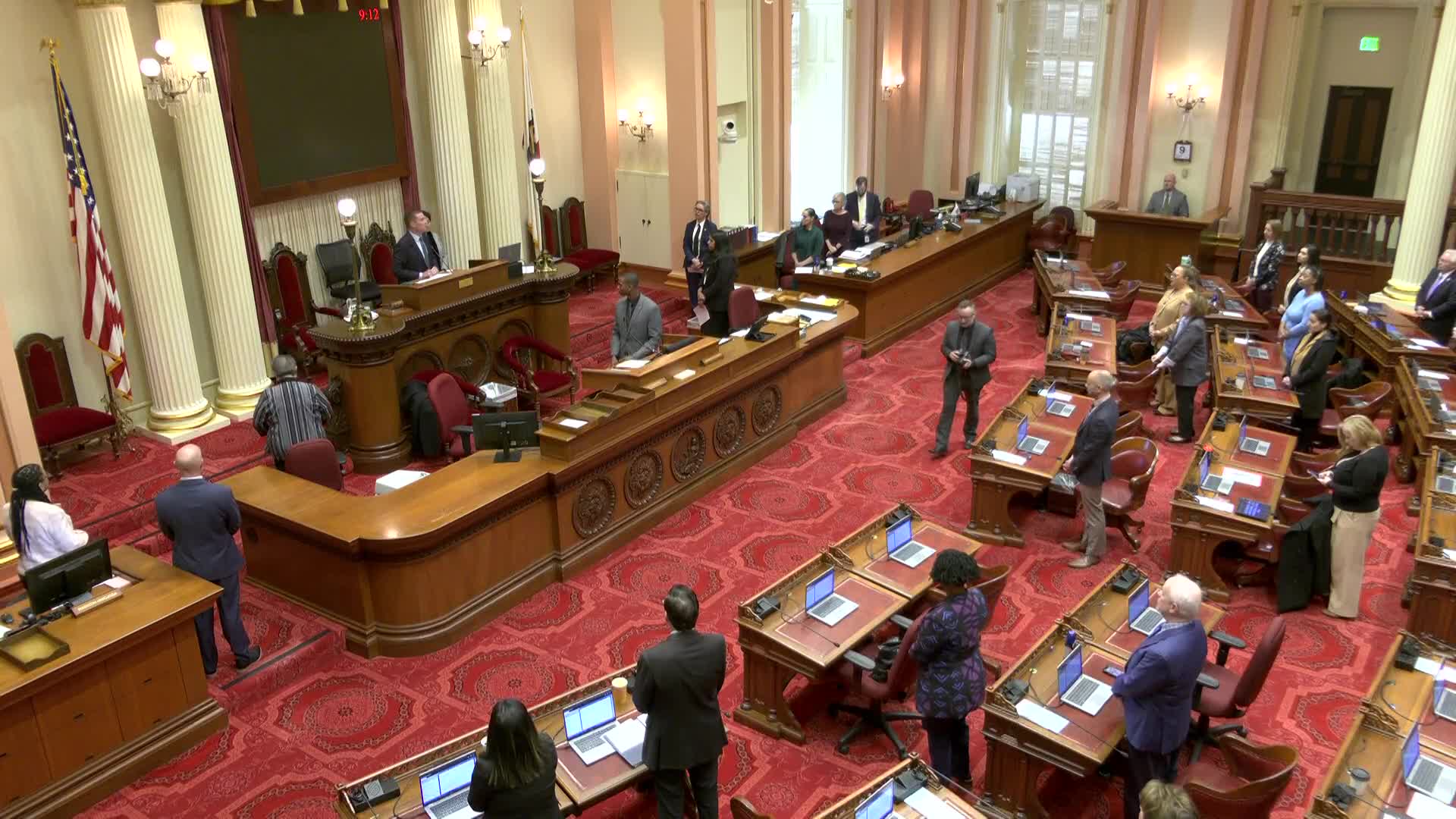 California Senate pledges support for wildfire recovery as Southern California faces devastation