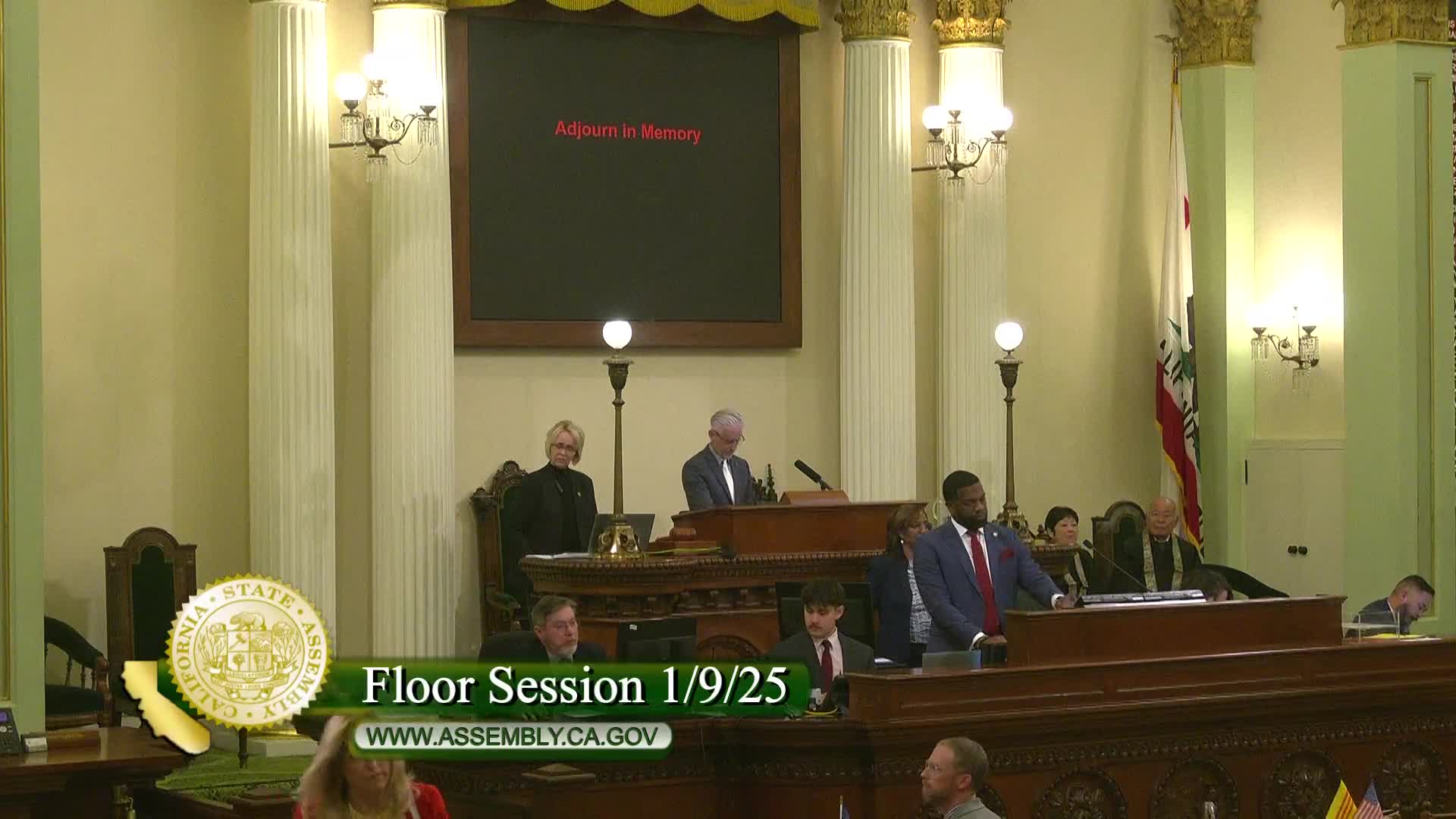 Assembly pauses for national mourning, honors school shooting victims and remembers two Californians