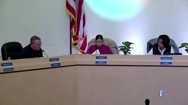 Gadsden ISD staff present three draft 2025–26 calendars; fall break alignment with region remains unresolved