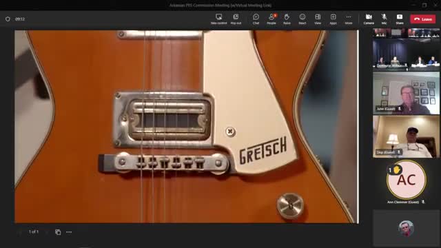 Arkansas community rallies to honor late football star Benjamin Rittis during emotional tribute