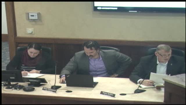 Council briefed on upcoming items: M‑1/M‑2 zoning, ICC code adoption vote, trolley estimate