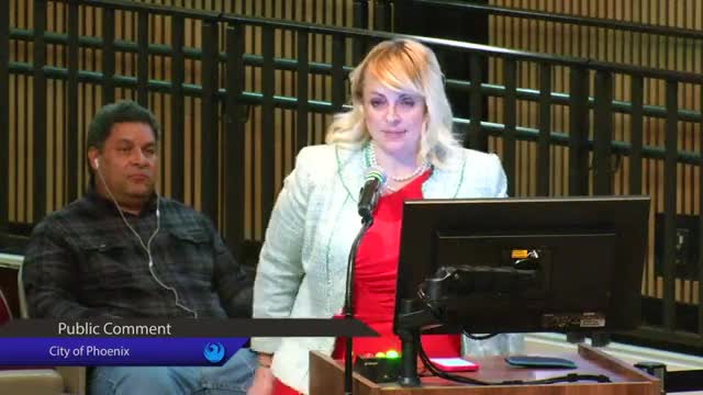 Phoenix founder advocates for animal welfare office to combat cat crisis