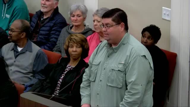 Community leaders oppose new liquor store near Chieftain's Museum citing traffic and historical concerns