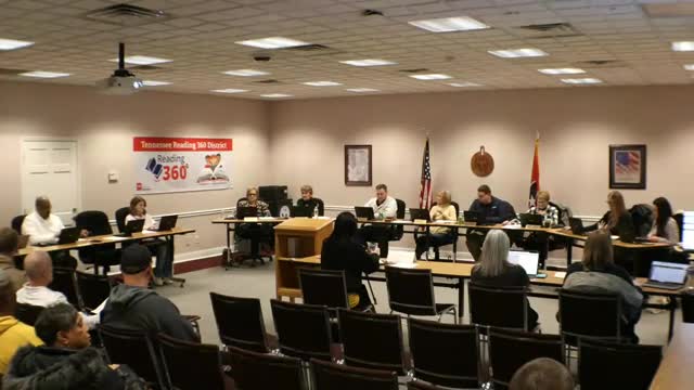 Franklin County health director urges board to join Tennessee Healthy Schools Challenge, offers staff wellness tracking