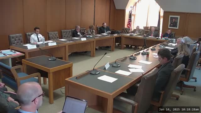 Lawmakers weigh bill to allow patrons to take purchased alcoholic drinks into restrooms