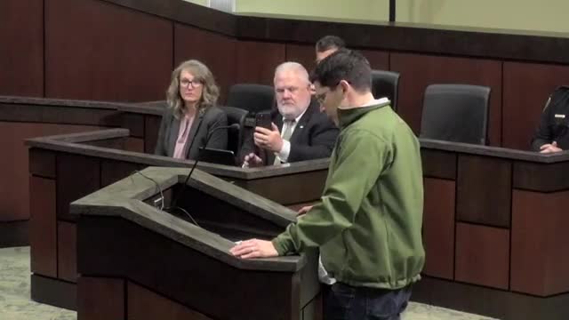 Veteran shares inspiring recovery journey and gratitude at community meeting