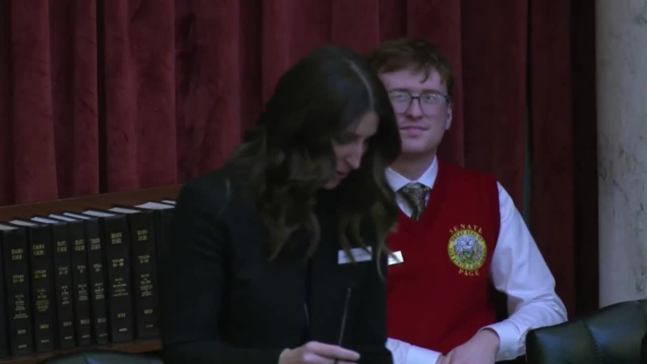 Senate adjourns until Jan. 14 after voice vote