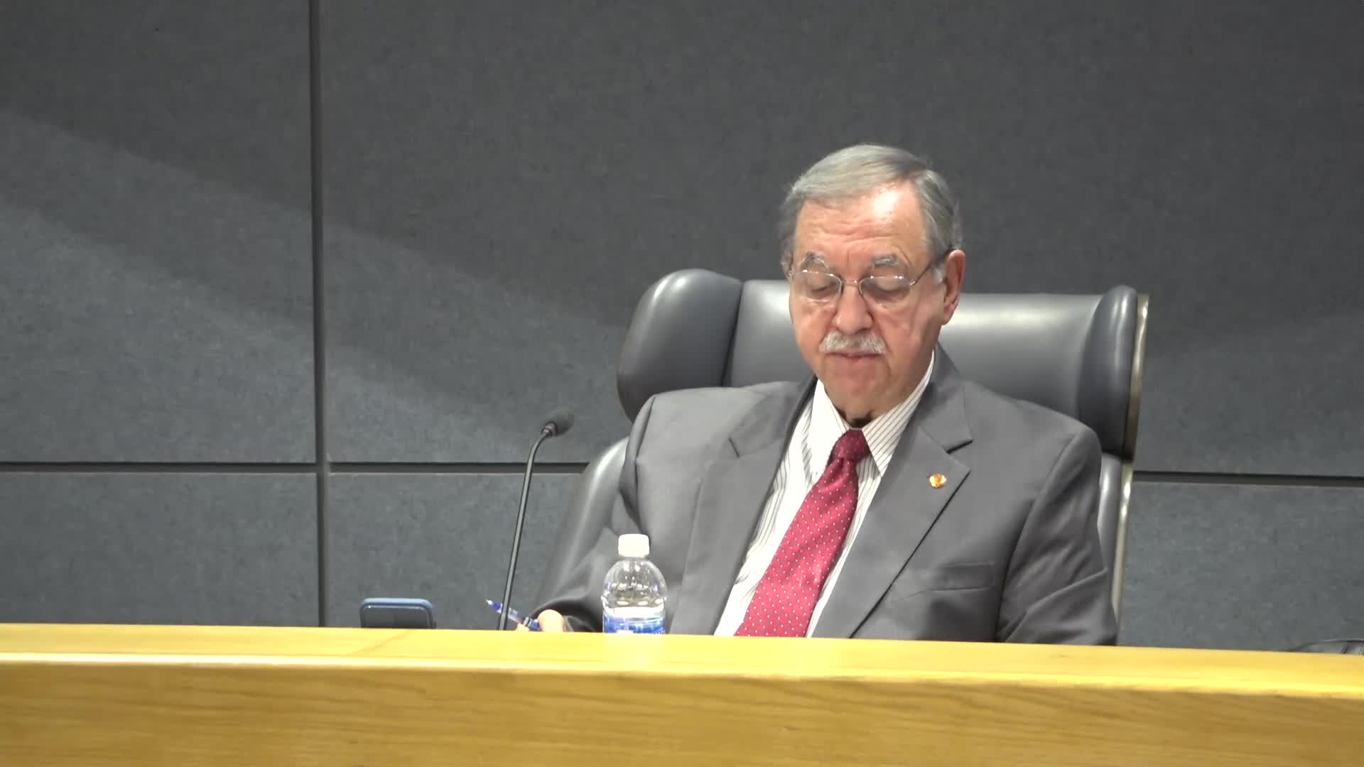 City orders property owner to resolve code violations within two weeks or face daily fines