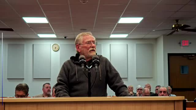 City Council faces criticism over outdated zoning practices and potential racial gerrymandering