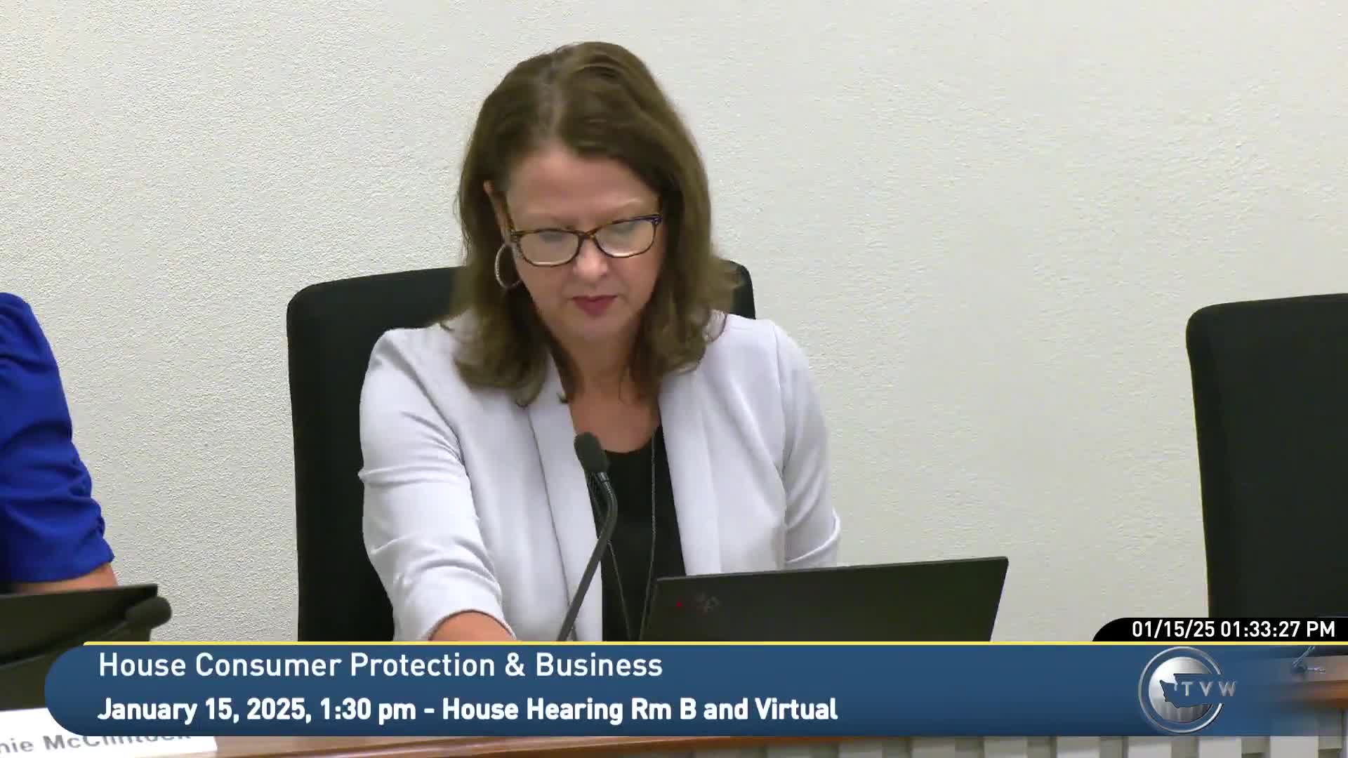 Committee hears bill to require full fee disclosure for hotels and short‑term rentals