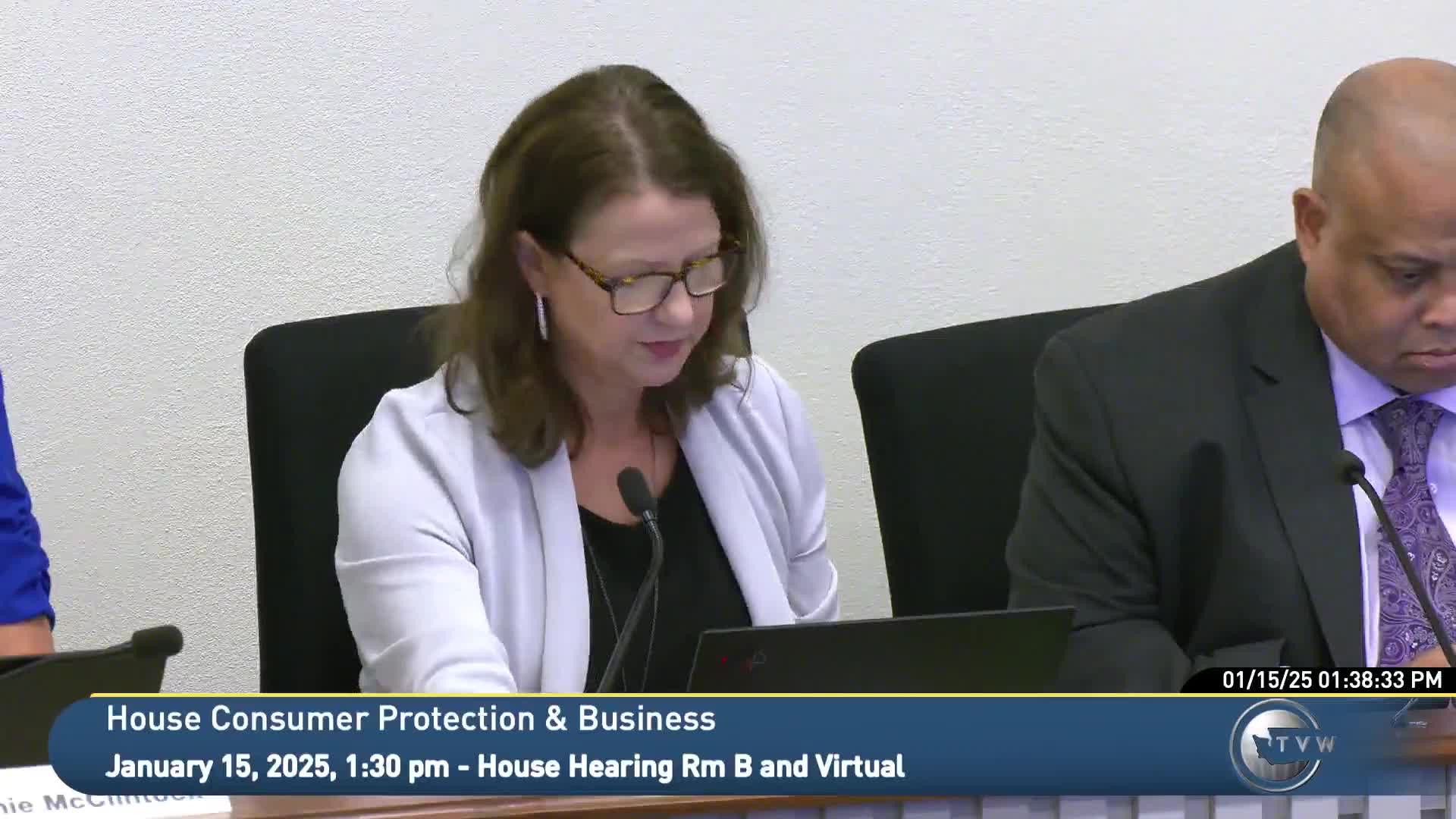 Committee hears bill to expand protections against unwanted calls and texts; industry seeks exemptions