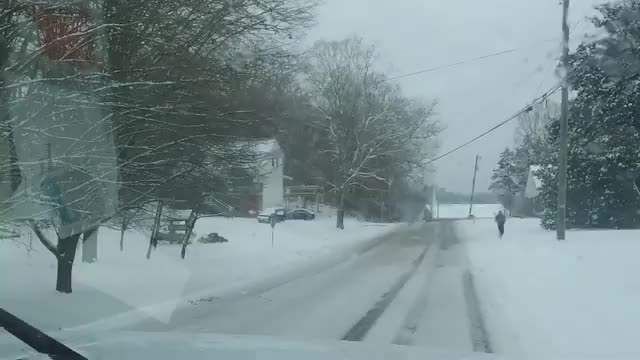Walker County crews report passable but treacherous roads, warn of salt shortfall and escort ambulance up Lookout Mountain