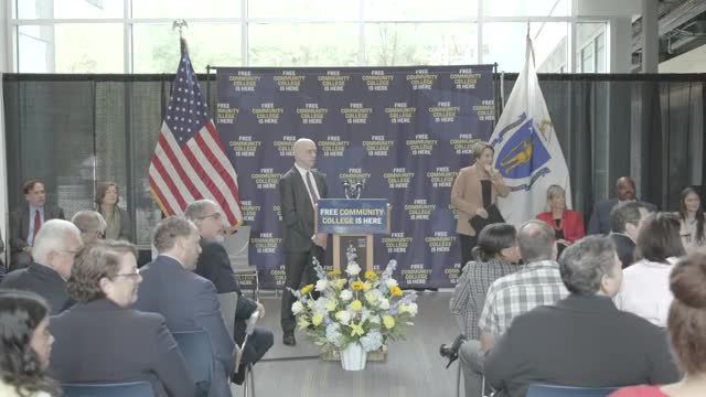MassReconnect initiative aims to boost college access for underserved high school students
