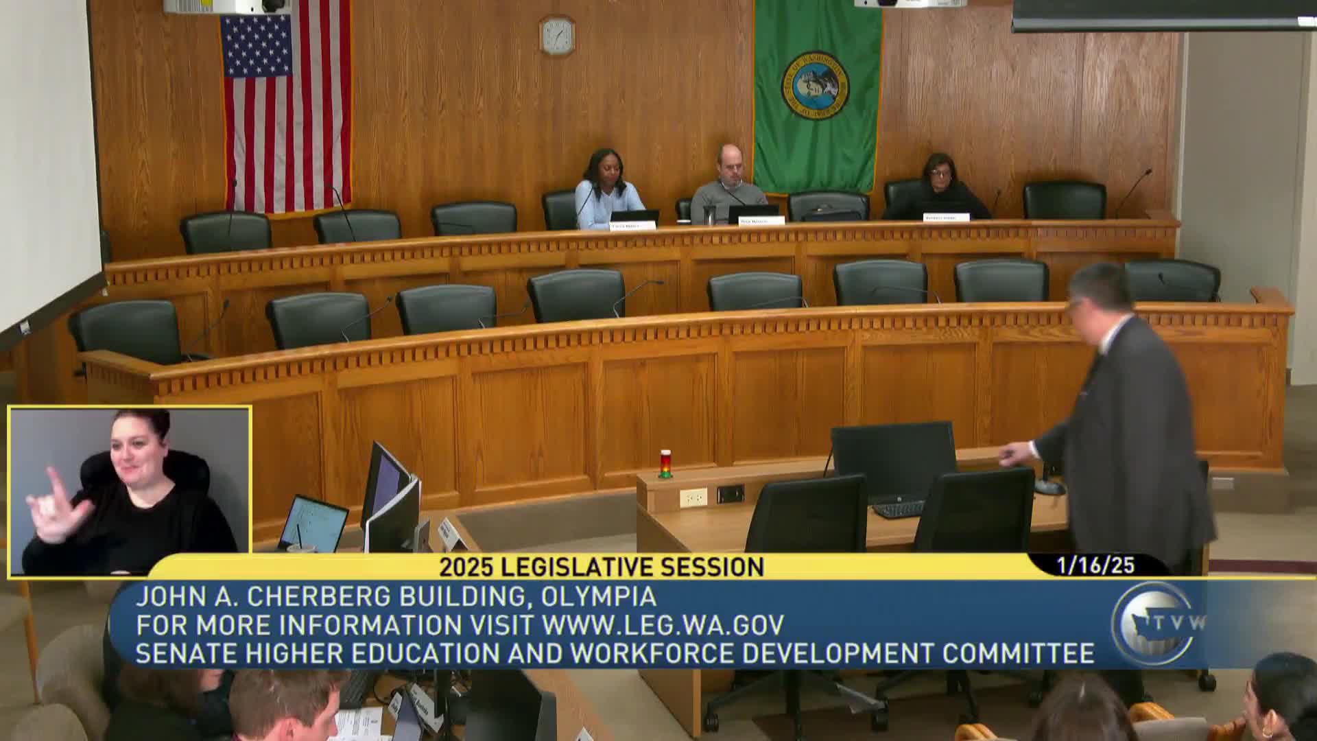 Committee hears testimony for bill to create Washington Dream Act service incentive grants for students ineligible for federal aid