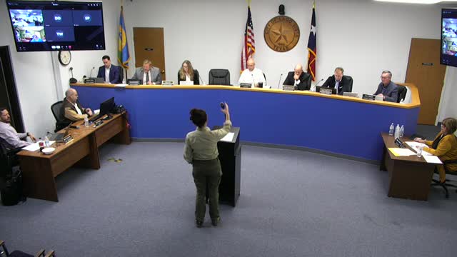 Council hears Texas A&M expert on oak wilt; ordinance debated and tabled for revision