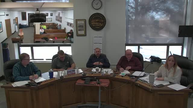 Residents, KDOT and former landfill managers press Crawford County for tougher enforcement, coordinated cleanup of highway litter