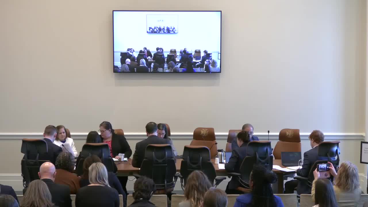 Subcommittee advances bill to preserve chiropractors' ability to recommend vitamins and supplements