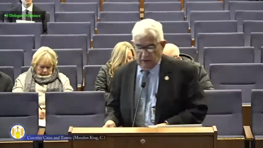 House committee advances bill to share plastic bag tax revenue with towns