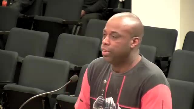 City resident demands $15 million from mayor for civil rights and legal claims