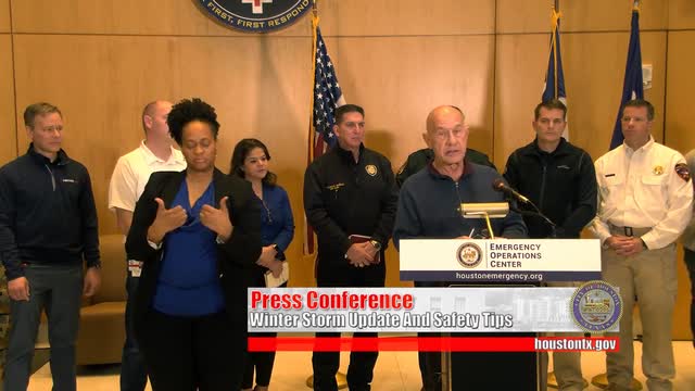 Houston officials prepare for unprecedented winter storm urging residents to stay off roads
