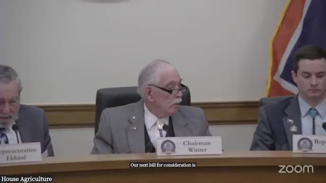 Committee backs bill to block net increase of federal land ownership in Wyoming; state lands, trust revenue debated