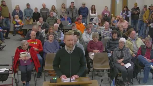 Warren County residents urge supervisors to reject heavy industry rezoning proposal