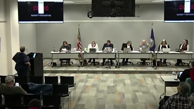 Residents press board on classroom behavior, legal fees and balanced-calendar proposal in public comments