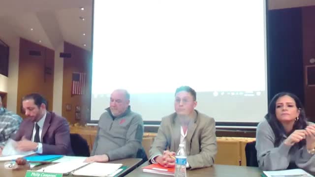 School board debates $40K cell phone lock pouches amid concerns over student performance and behavior