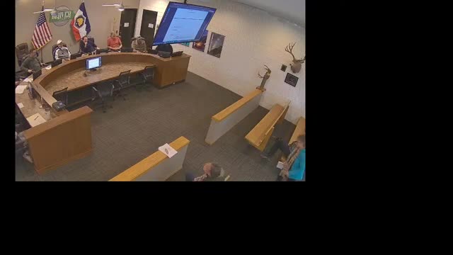 Service district officials describe sharp insurance market shift and plan coalition to press rating agencies