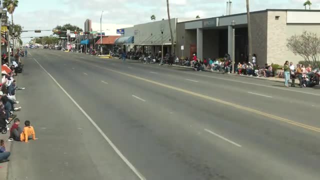 Mission holds 93rd Annual Citrus Parade with more than 100 contingents along Conway Street