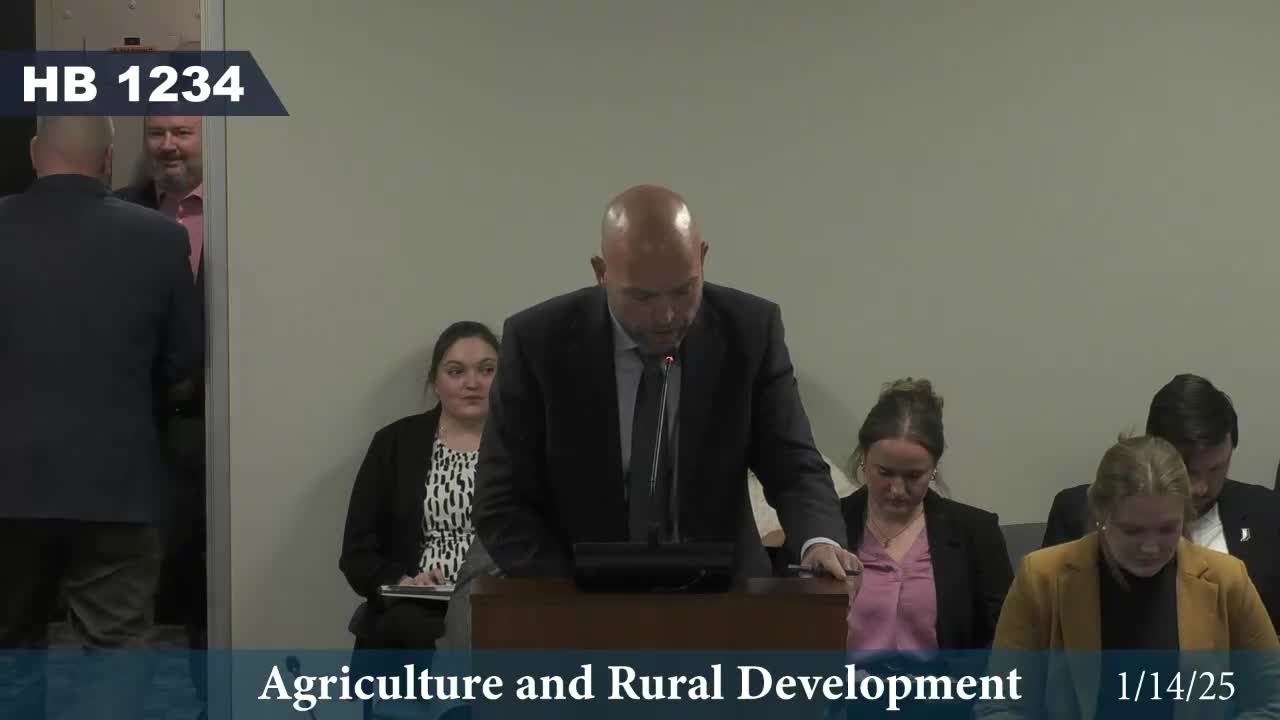 Indiana committee reviews alarming report on loss of 345682 acres of farmland