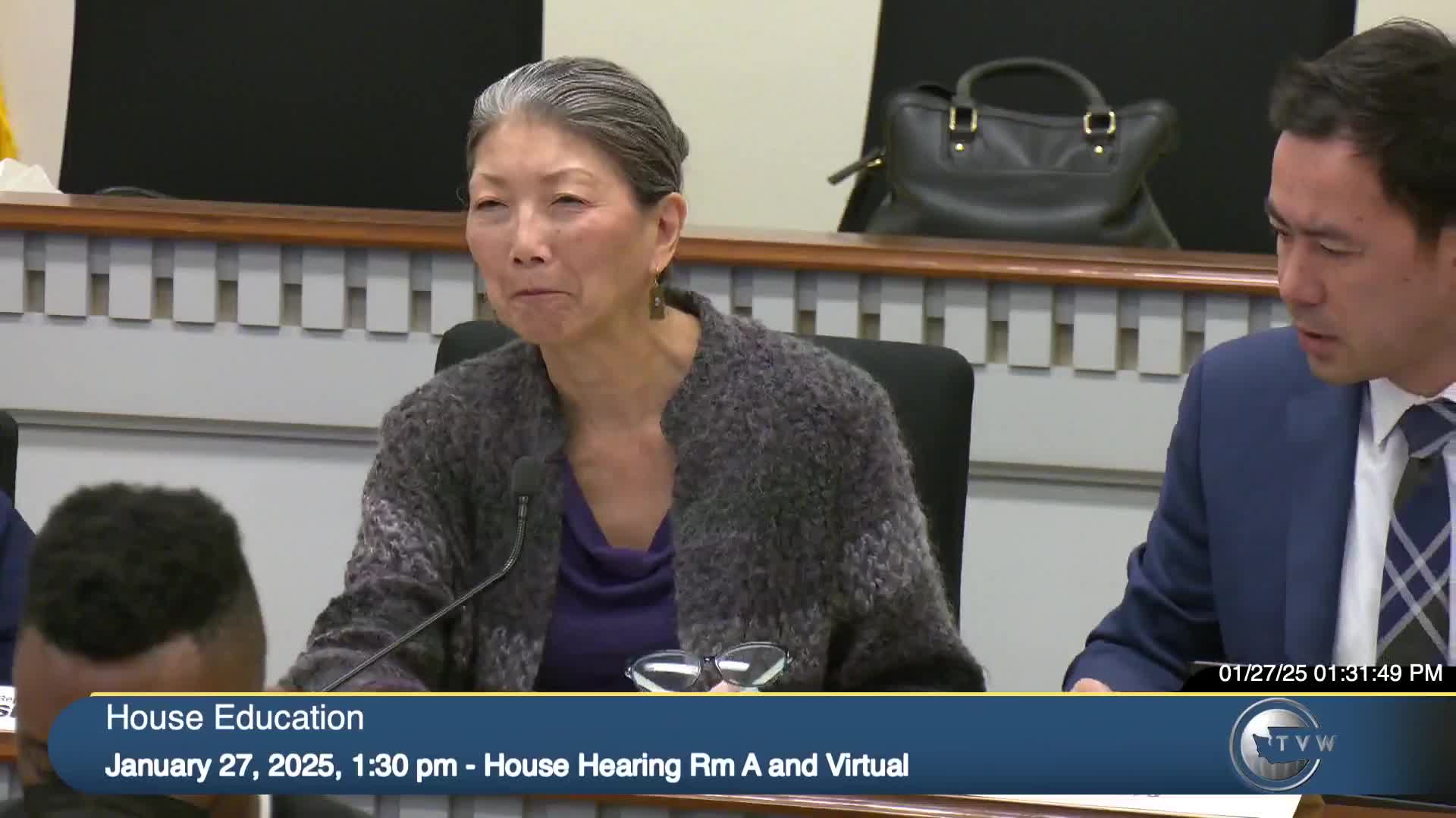 State officials outline instructional hours, waivers and school scheduling tools