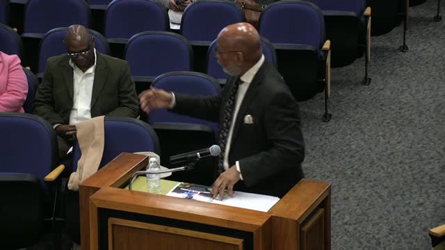 Beaumont Mayor Ken Ritter promotes city as professional football capital of the world