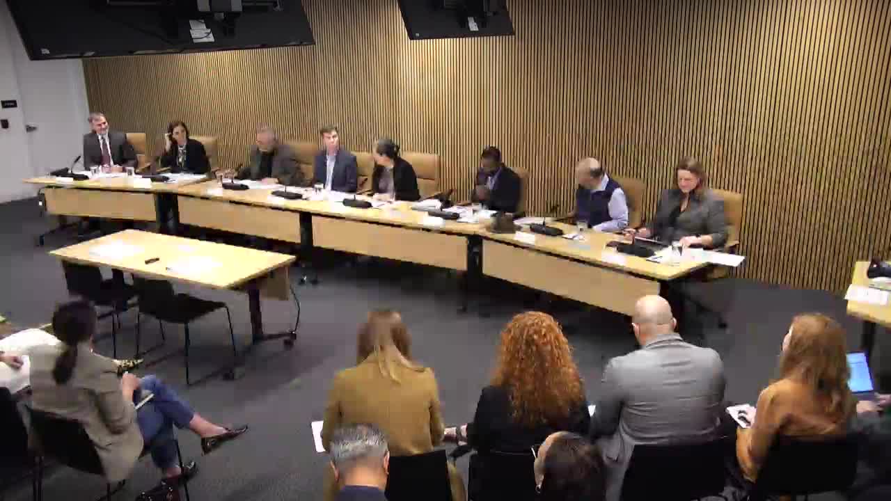 Austin Light Rail project gains momentum as board discusses airport extension and community engagement