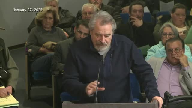 Livonia residents call for sign ordinance review amid rising vacant storefronts