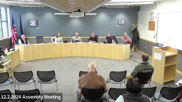 Petersburg fishermen rally against proposal to cut salmon production by 25%