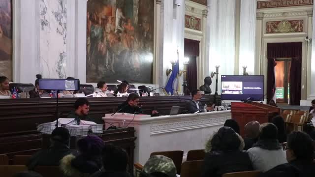 Council approves ordinances and a broad consent agenda; few contested votes recorded