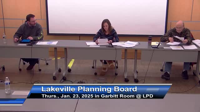Planning board approves budget memo, amends Red Hen condition and continues several ANR and ANR items; planner to review 13 Main Street lease