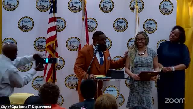 Opelika honors retiree Rodney King and celebrates all-female administration