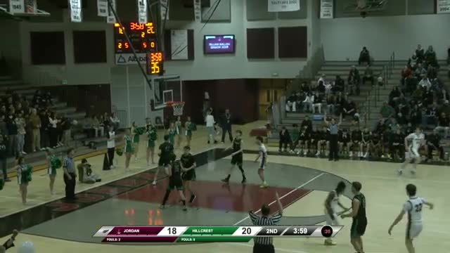 Bee Diggers regain lead against rivals with key three-pointer and solid teamwork