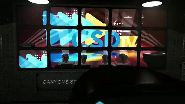 Jordan High honors seniors, team manager and team mom before varsity game