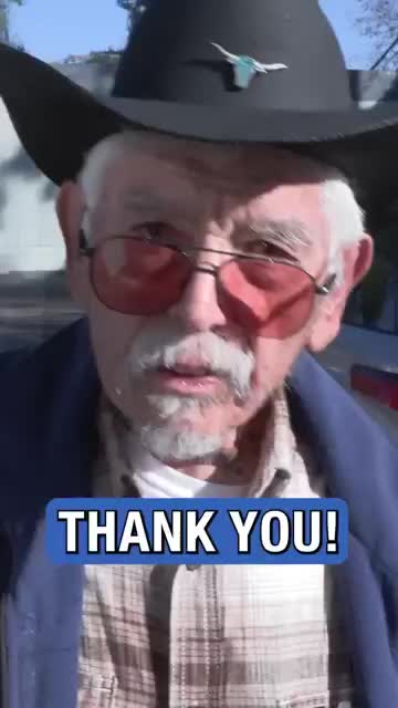 Longtime resident says early-morning evacuation left family with "nothing"; praises FEMA, SBA and volunteers