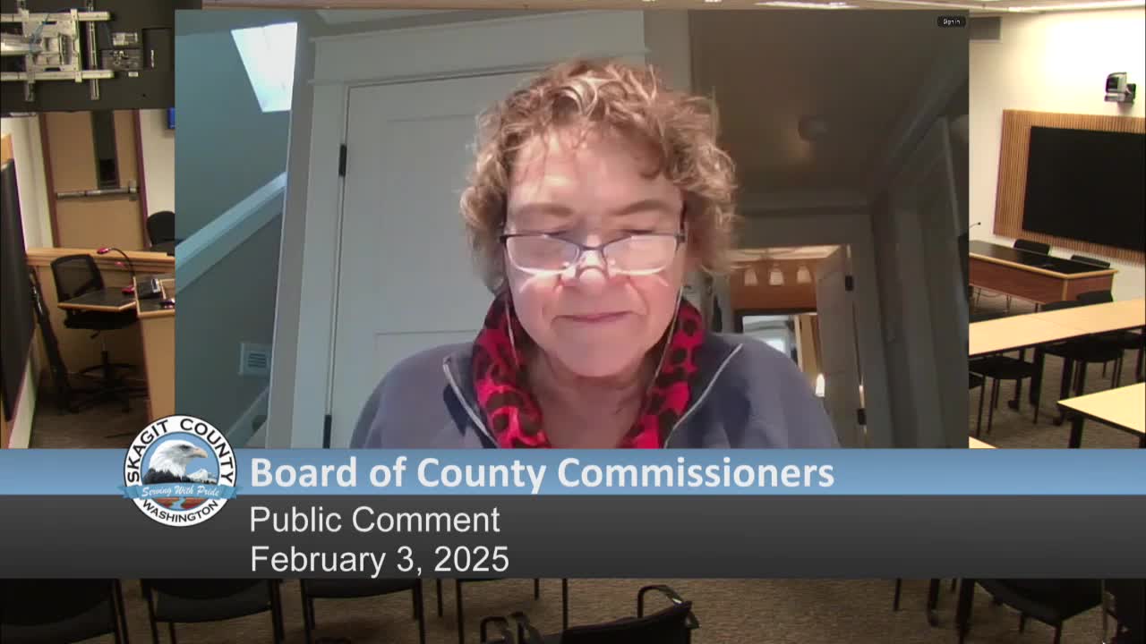 Lake Cavanaugh resident outlines Redi Rock wall plan to repair failing roadway; details on construction and erosion control