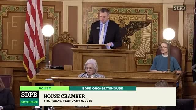 House adopts concurrent resolution recognizing emergency medical services personnel