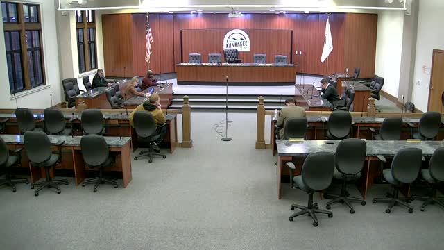 Committee discusses capping smoke shops, asks staff to draft ordinance