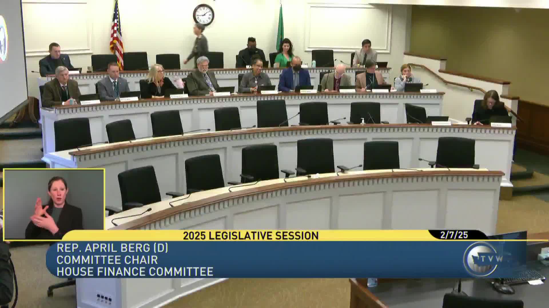 Students and advocates urge sales-tax exemption for required college course materials