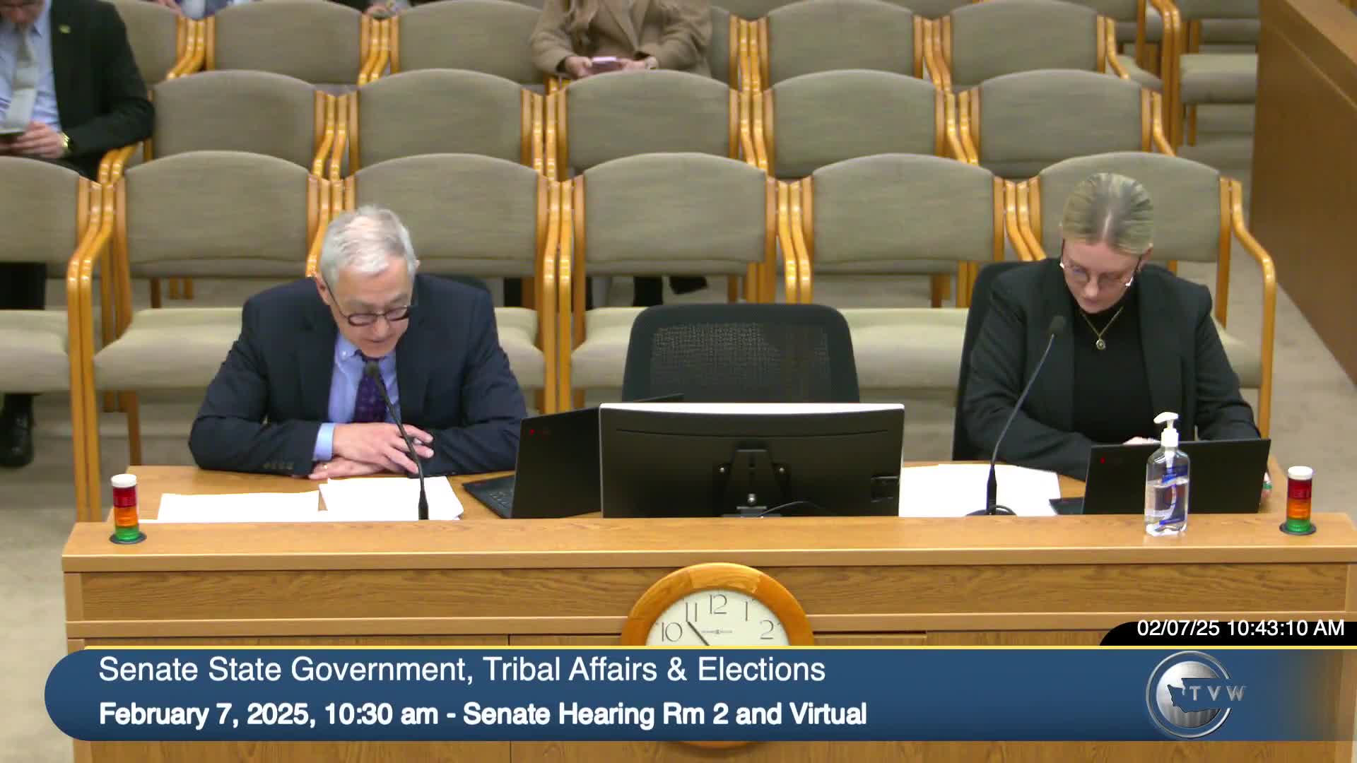 Committee rejects amendment that would strip wording from memorial, then advances joint memorial to rules